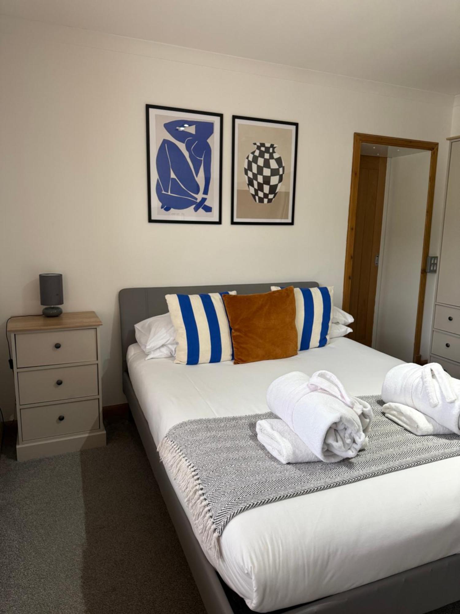 Highland Stays - Ben View Room & Jacuzzi Bath Fort William Buitenkant foto